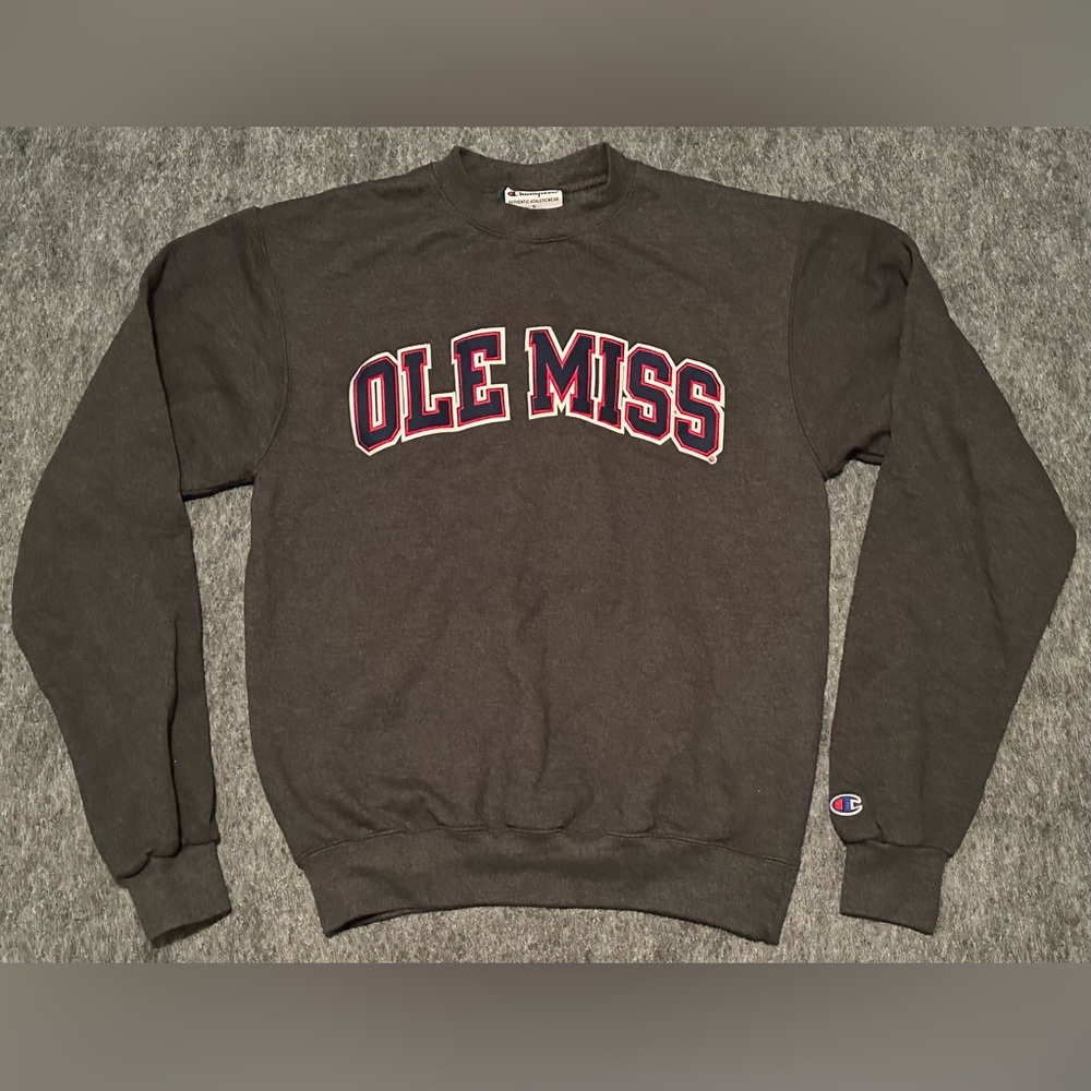 Vintage Men’s Champion Mississippi Ole Miss Embroidered Grey Sweatshirt - Small
